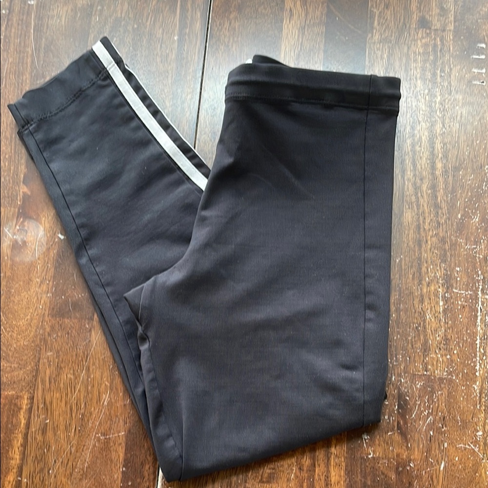 Adidas Women's Capri Leggings Black Three Stripe Cropped Athletic Tights Sz M